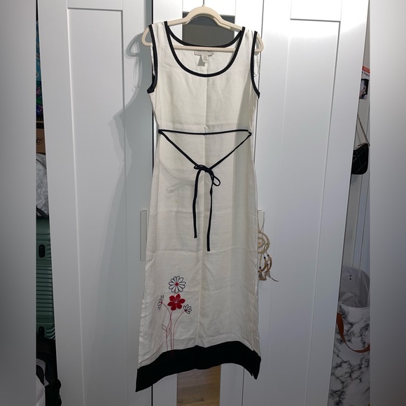 Dress - Picture 3 of 13